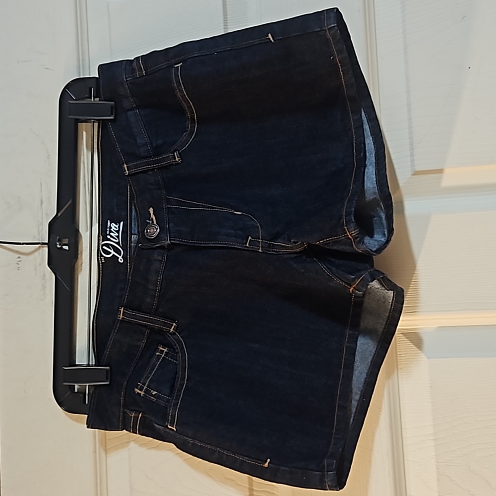 OLD NAVY THE DIVA SHORTS: DARK BLUE: EUC: SIZE 4